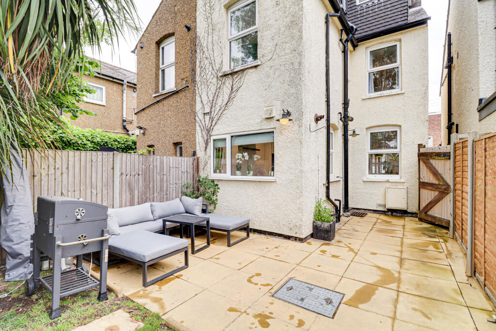 Additional image 8 of High Street, London Colney, AL2