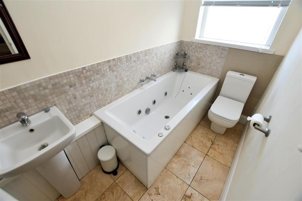 Additional image 5 of How Wood, Park Street