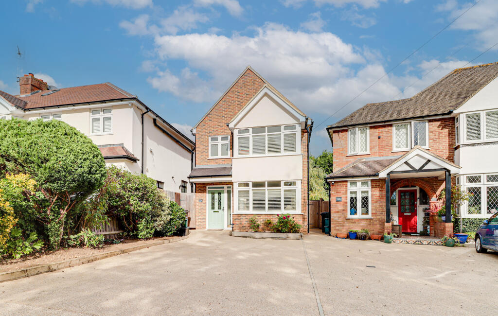 Additional image 19 of Laburnum Grove, Chiswell Green, St Albans, AL2