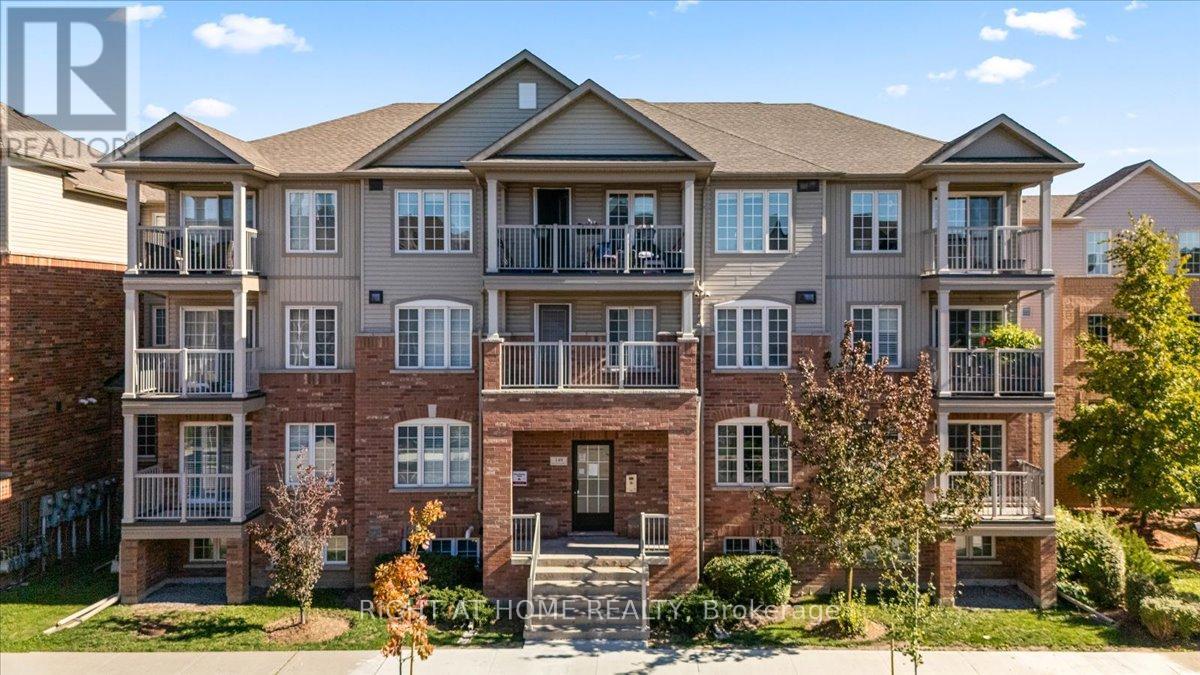 Property image for 11 - 149 ISAAC DEVINS BOULEVARD|Toronto (Humberlea-Pelmo Park), Ontario M9M0C5