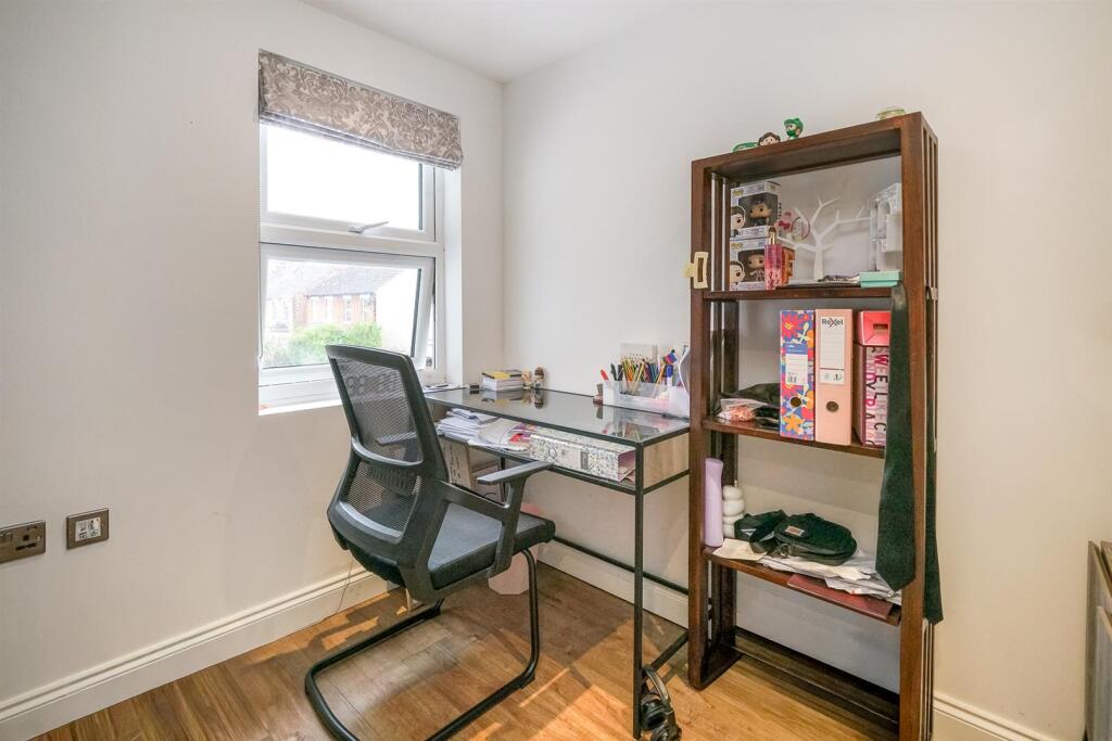 Additional image 18 of Brampton Road, St. Albans