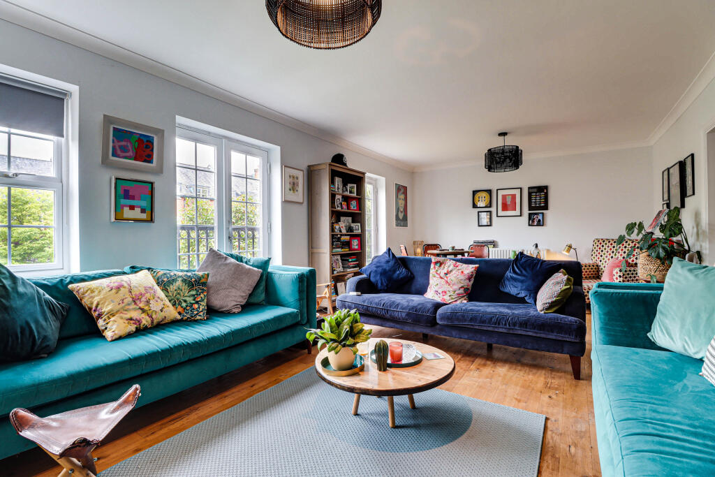 Additional image 5 of Beningfield Drive, London Colney, AL2