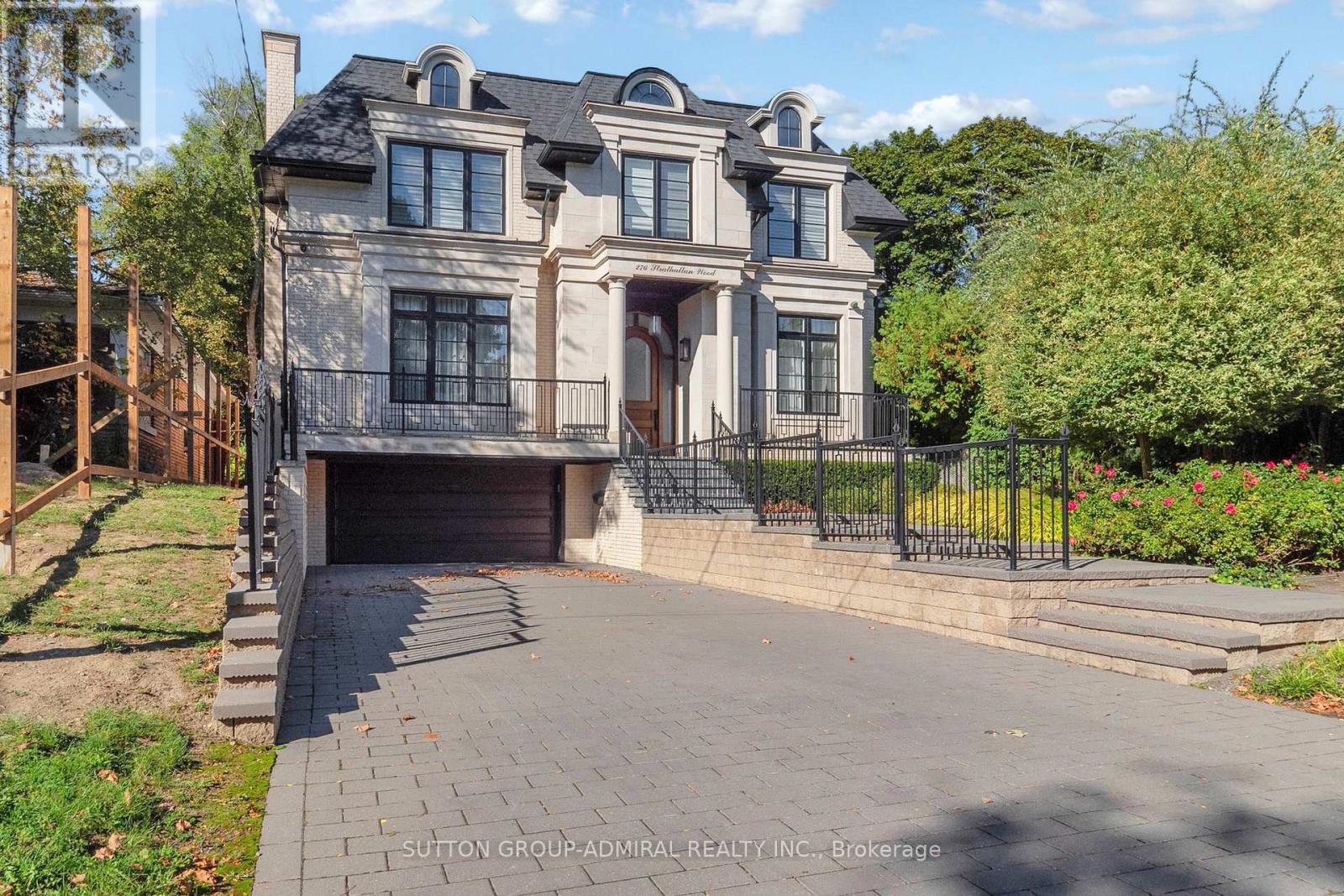 Primary image of 276 STRATHALLAN WOOD|Toronto (Bedford Park-Nortown), Ontario M5N1T6