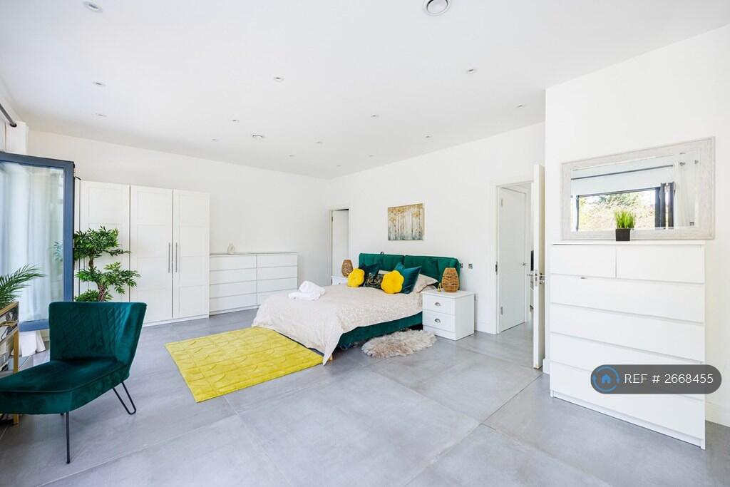 Additional image 12 of Charmouth Road, St. Albans, AL1