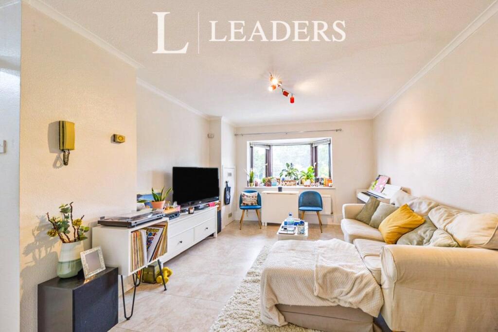 Additional image 2 of Hawkshill, Dellfield, St. Albans, AL1