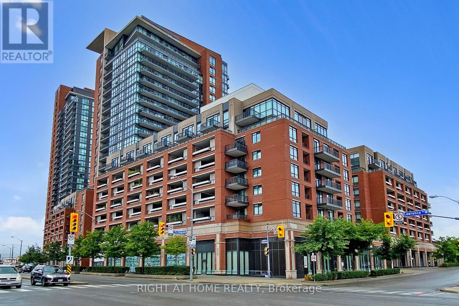 Property image for 1122 - 800 LAWRENCE AVENUE W|Toronto (Yorkdale-Glen Park), Ontario M6A0B1