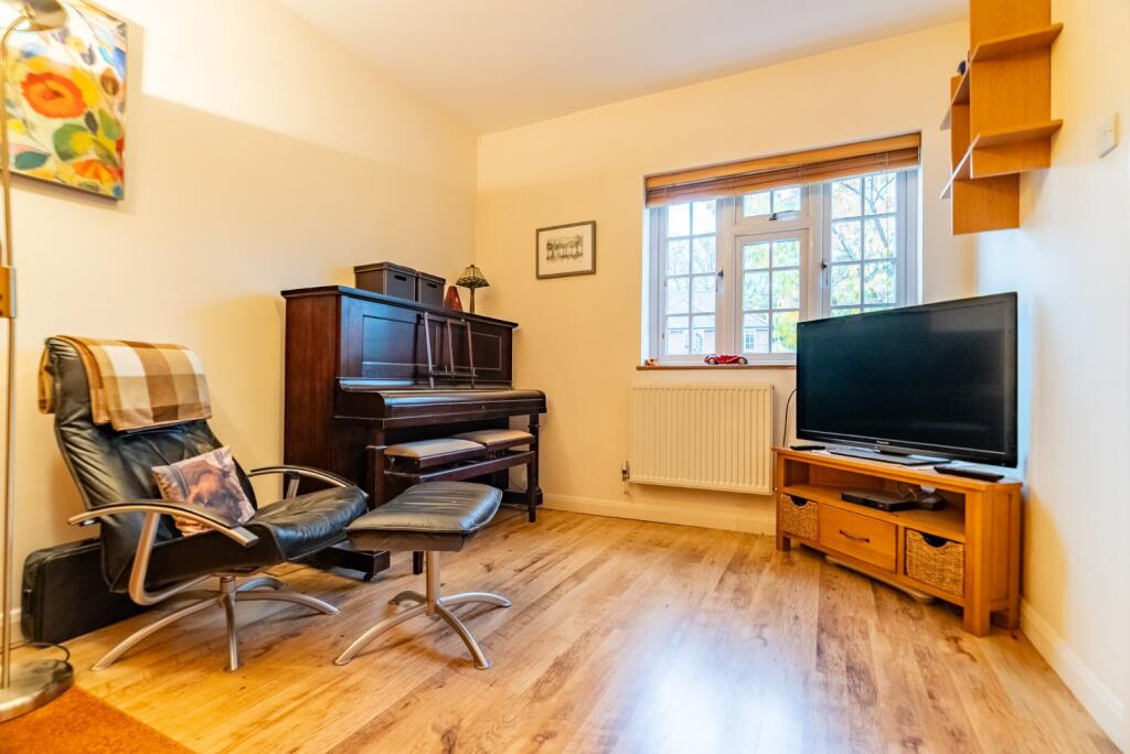 Additional image 12 of Churchill Road, St. Albans, Hertfordshire, AL1