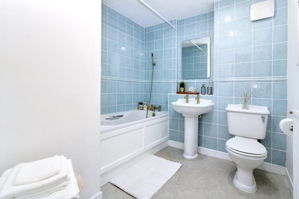 Additional image 31 of Oaklands Wood, Hatfield, Al10