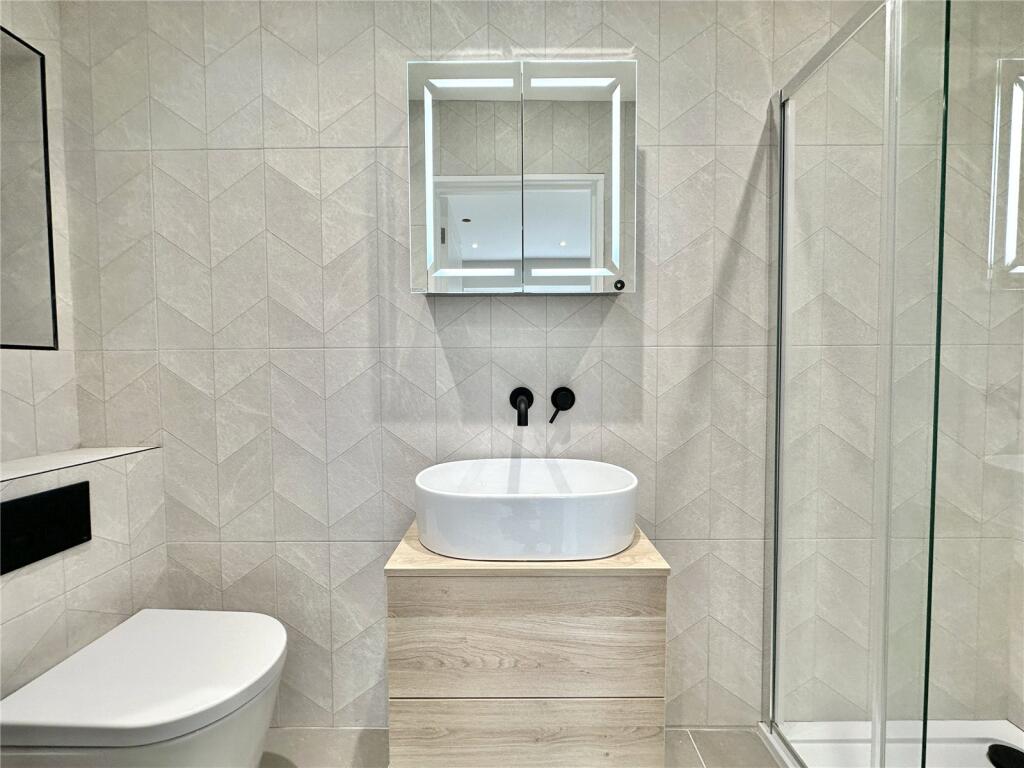 Additional image 10 of Wych Elms, Park Street, St. Albans, Hertfordshire, AL2