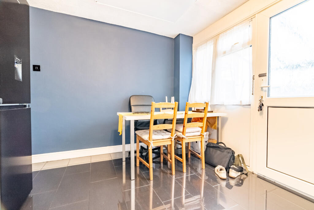 Additional image 7 of High Street, London Colney, St. Albans, Hertfordshire, AL2