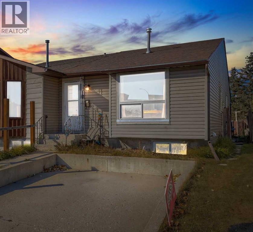 7 Castleridge Way NE|Calgary, Alberta T3J1P8