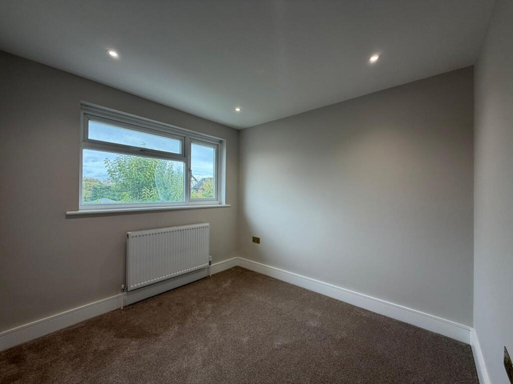 Additional image 11 of Wych Elms, Park Street, AL2