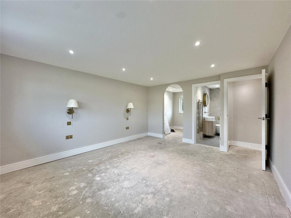 Additional image 13 of Wych Elms, Park Street, St. Albans, Hertfordshire, AL2