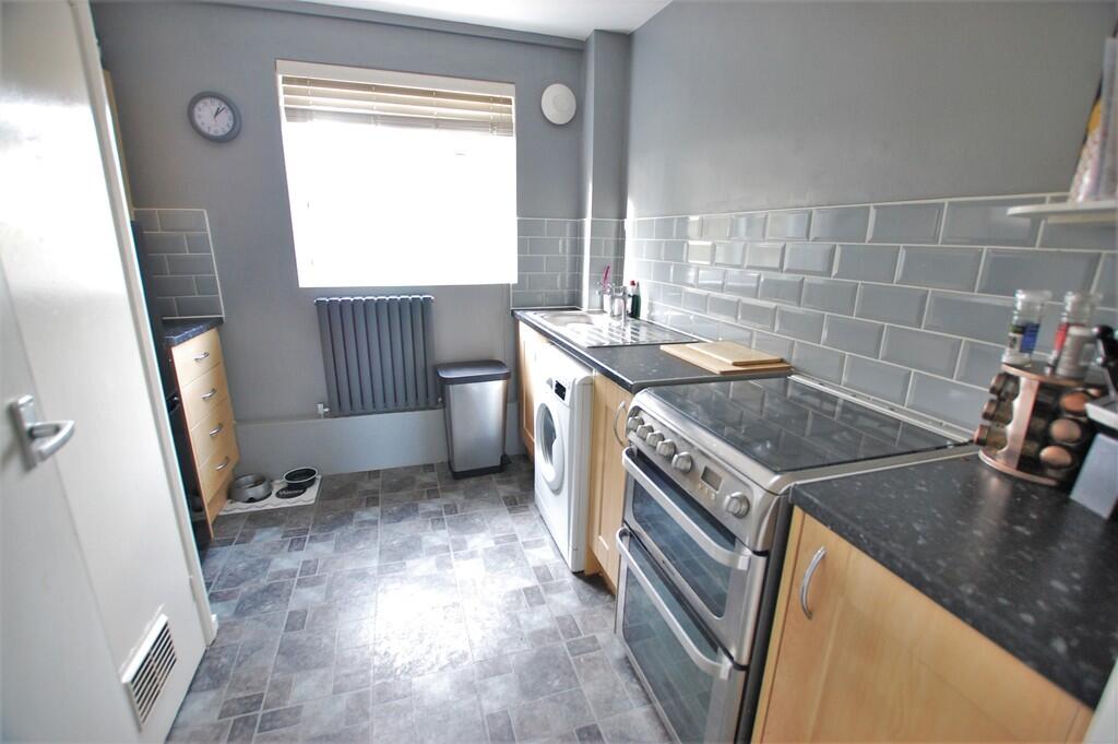 Additional image 8 of Downsfield, Hatfield