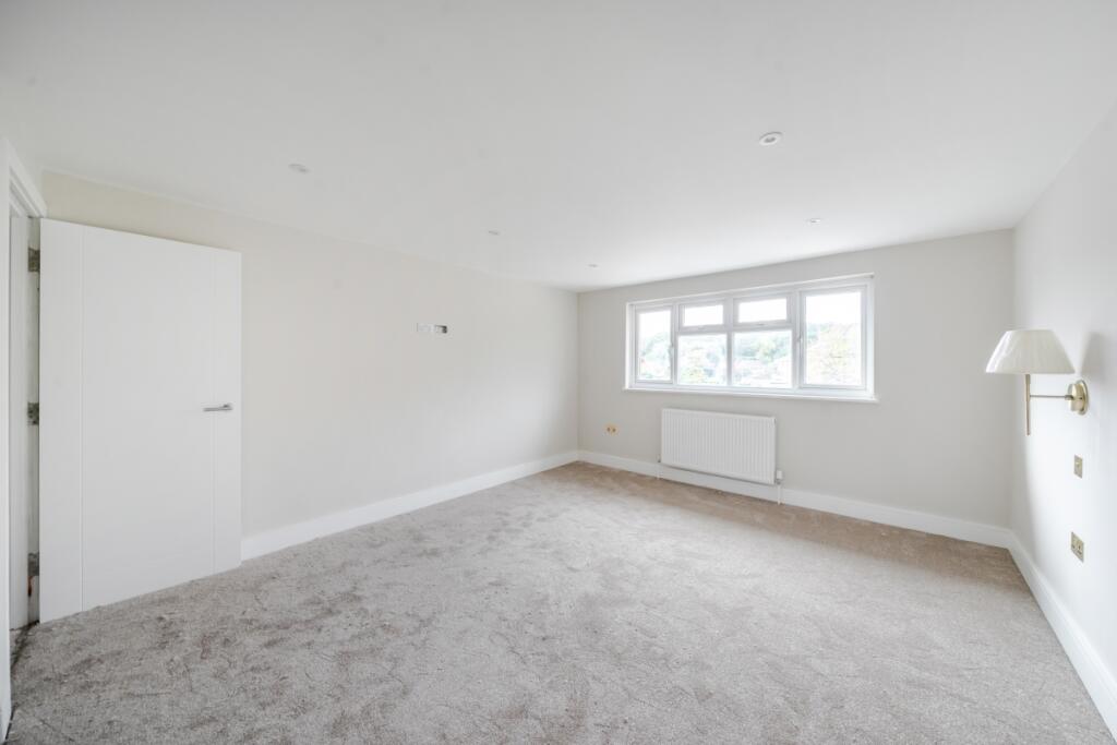 Additional image 2 of Wych Elms St. Albans AL2