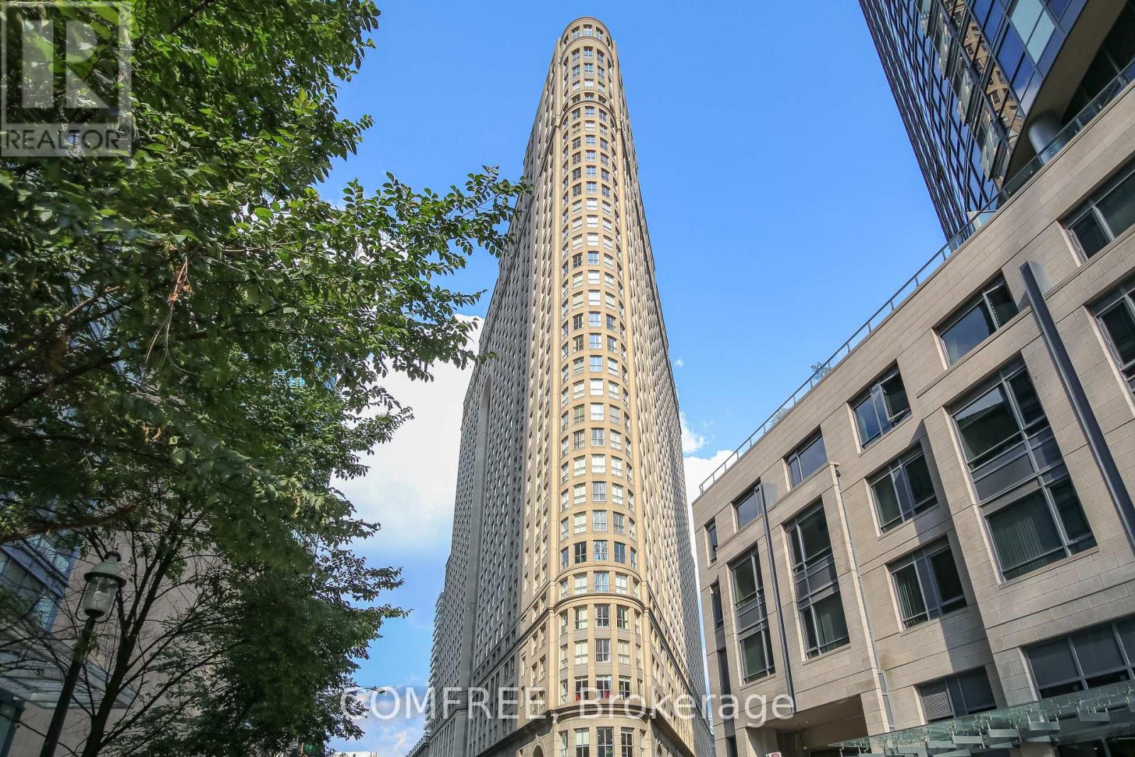 Primary image of 1519 - 25 THE ESPLANADE|Toronto (Waterfront Communities), Ontario M5E1W5
