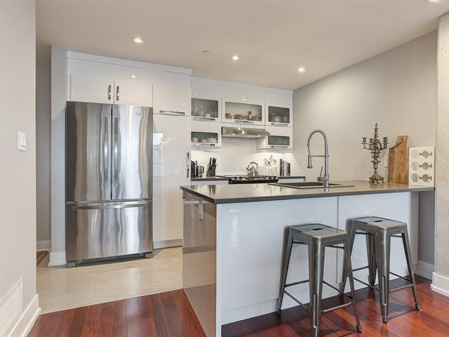 Primary image of 711 Rue de la Commune O.|#701|Montréal (Ville-Marie), Quebec H3C0P1