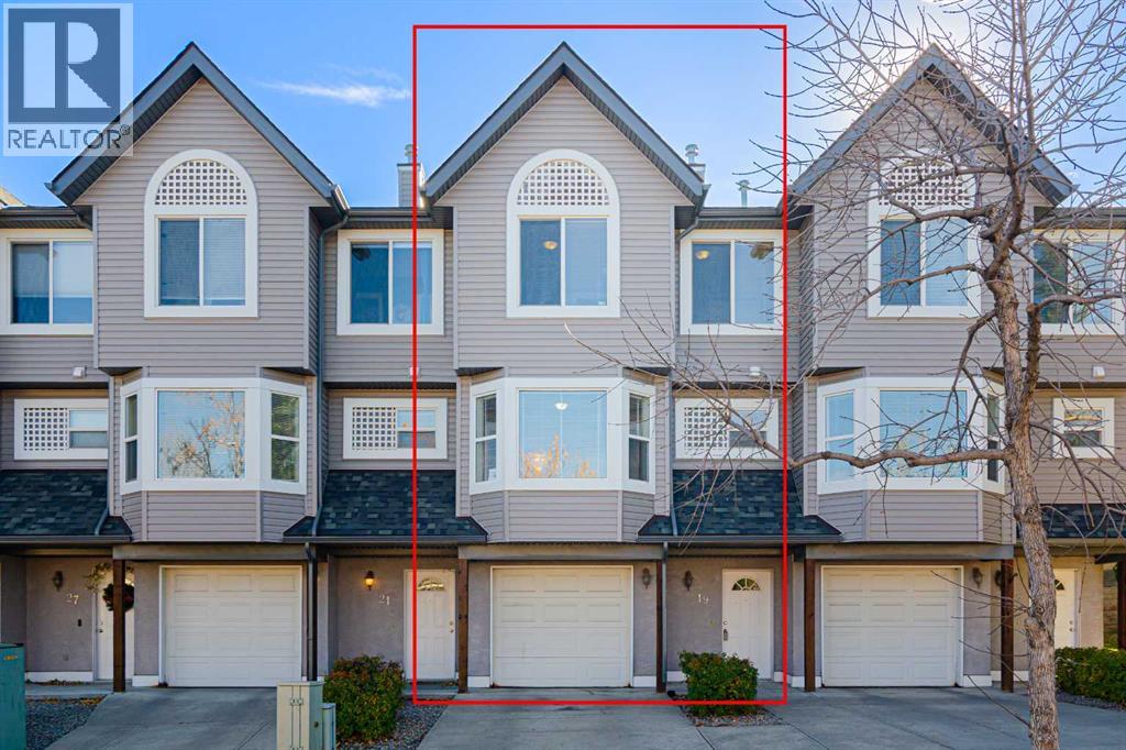 19 Sandarac Road NW|Calgary, Alberta T3K5B4