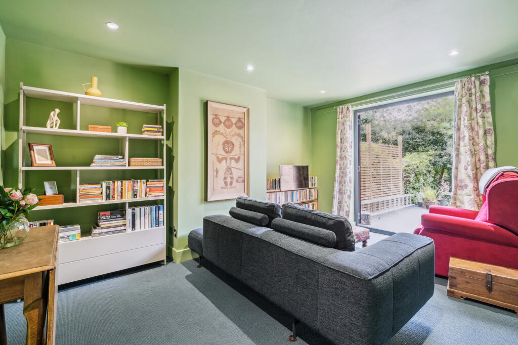 Additional image 8 of Riverside Close, St. Albans, Hertfordshire