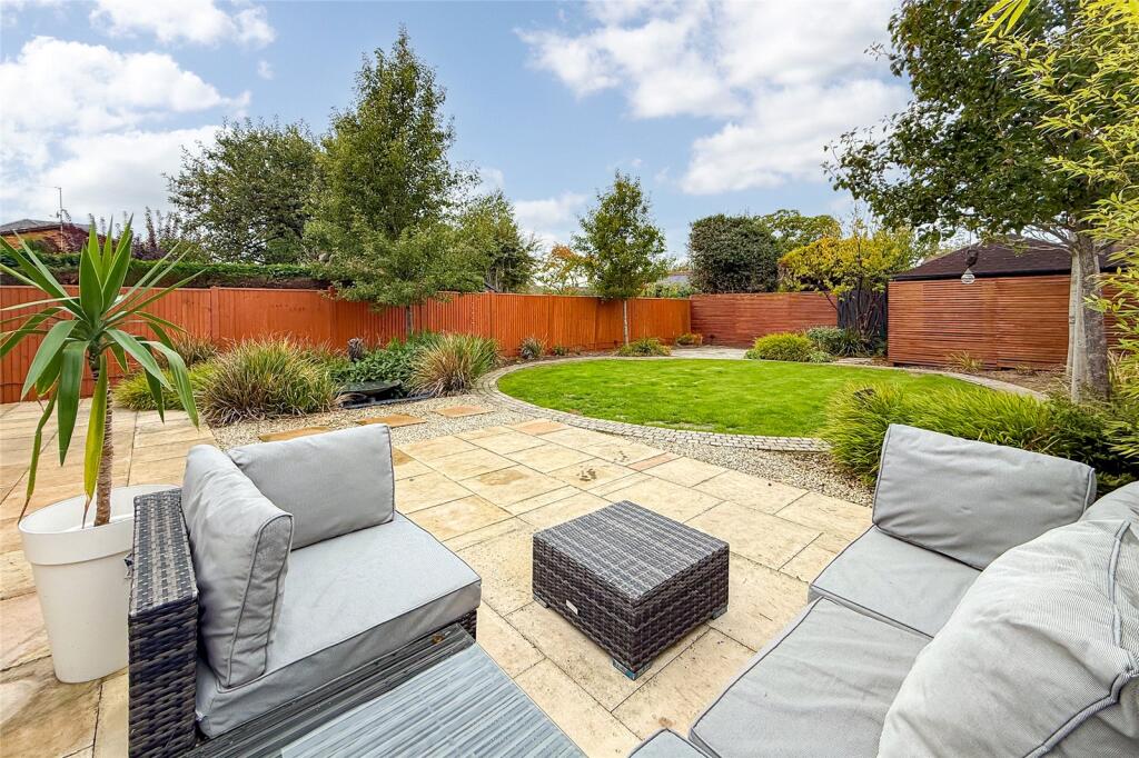 Additional image 11 of Park Street Lane, Park Street, St. Albans, Hertfordshire, AL2