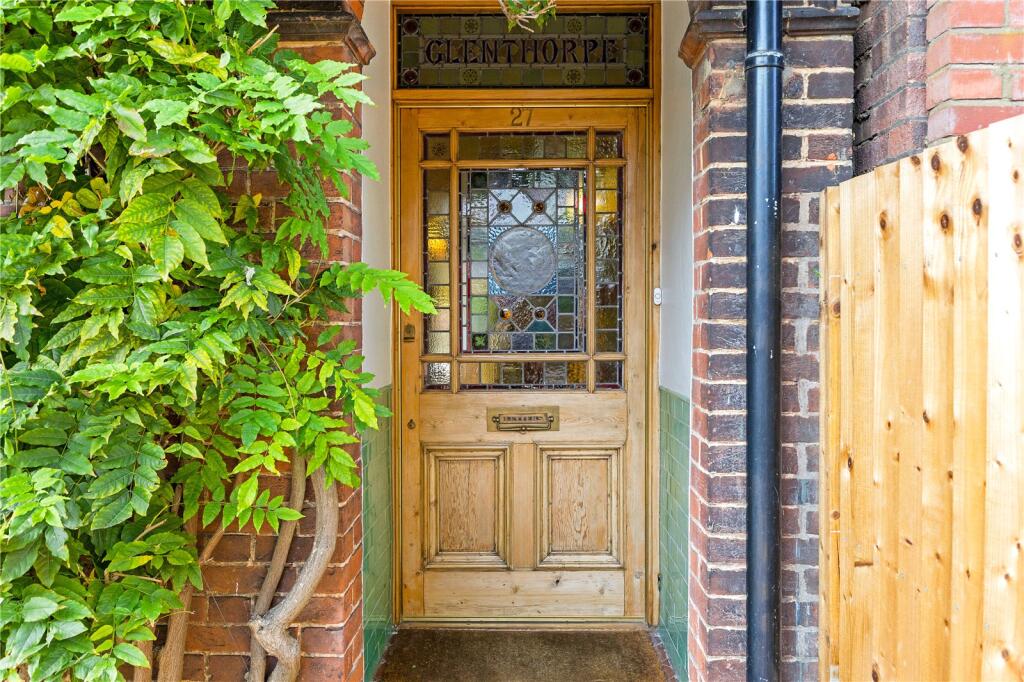 Additional image 3 of Ridgmont Road, St. Albans, Hertfordshire, AL1