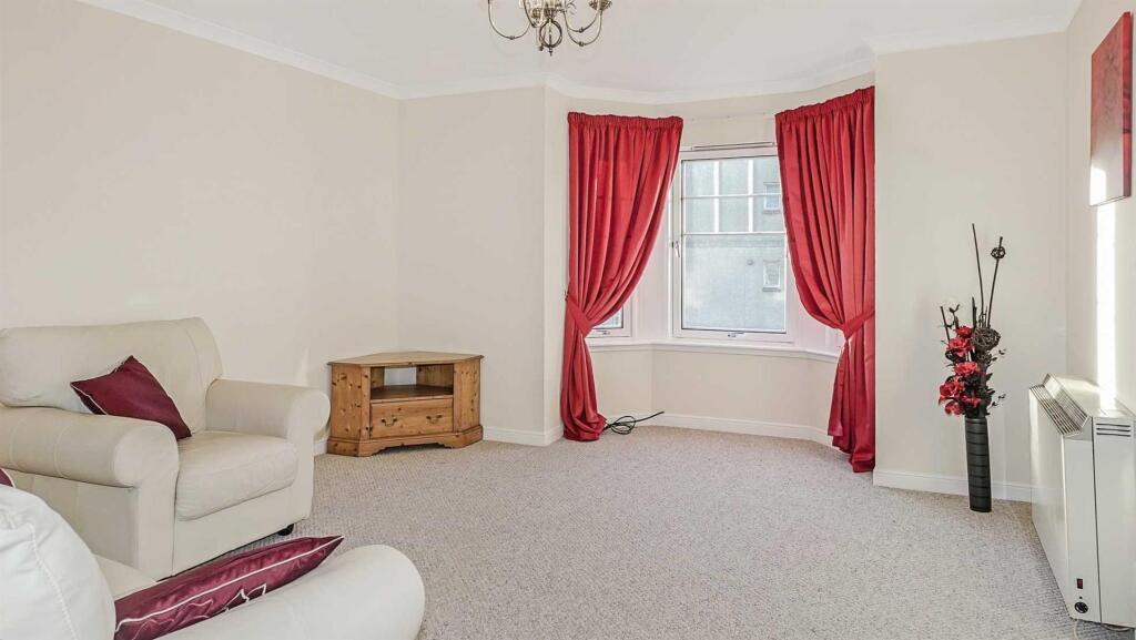 Additional image 9 of Candlemakers Lane