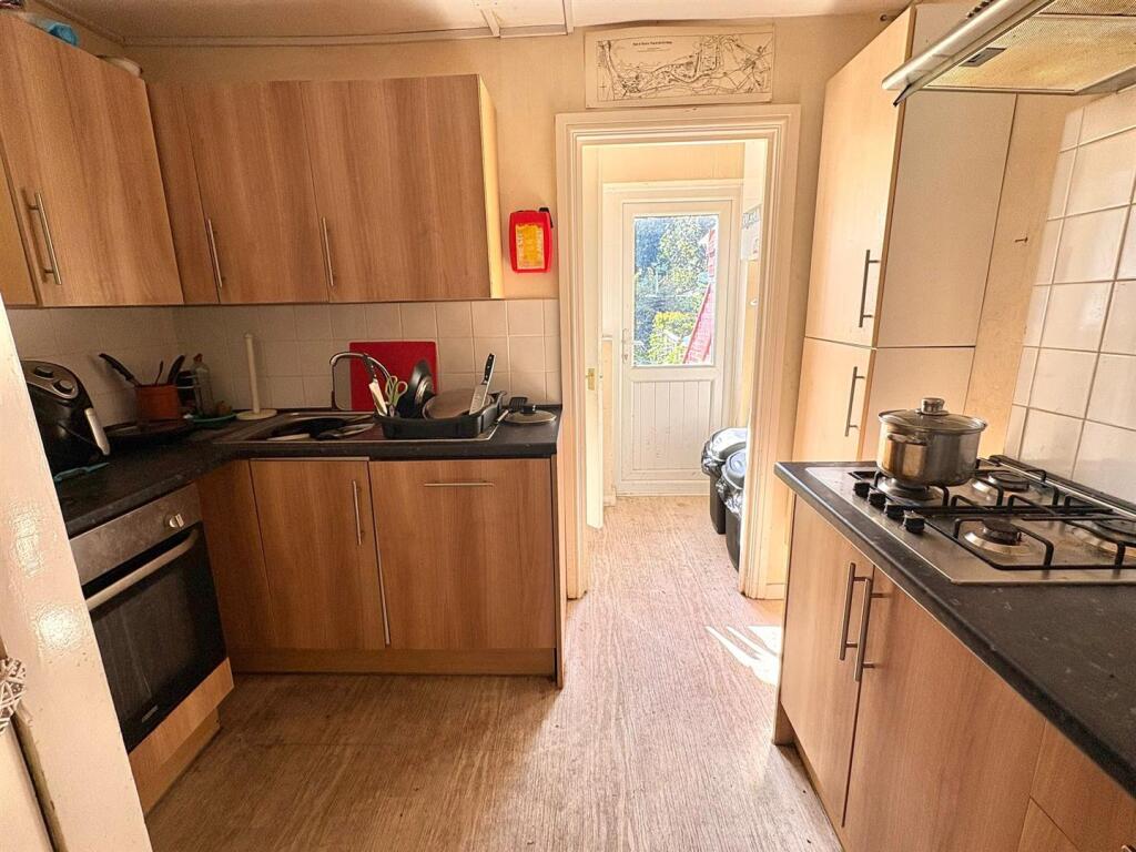 Additional image 4 of Bradshaws, Hatfield