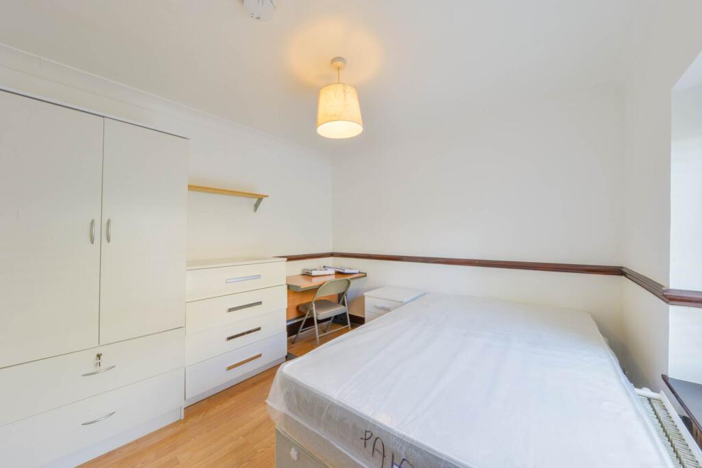 Additional image 9 of Willow Way, Hatfield