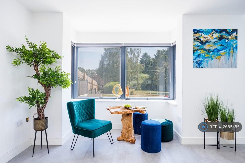 Additional image 37 of Charmouth Road, St. Albans, AL1