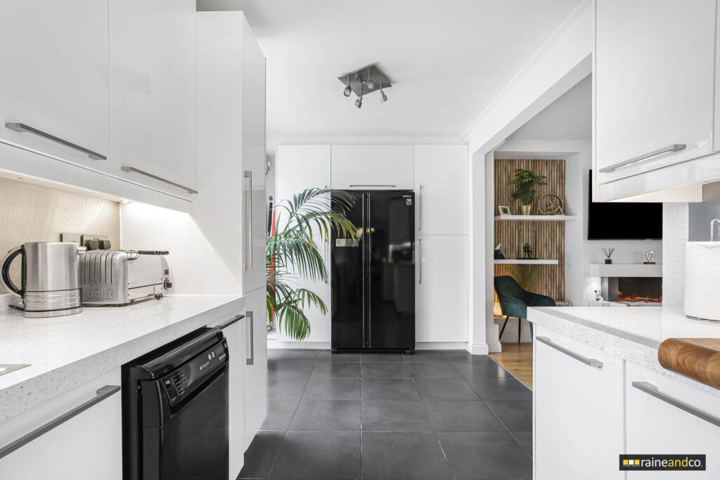 Additional image 12 of Stonecross Road, Hatfield