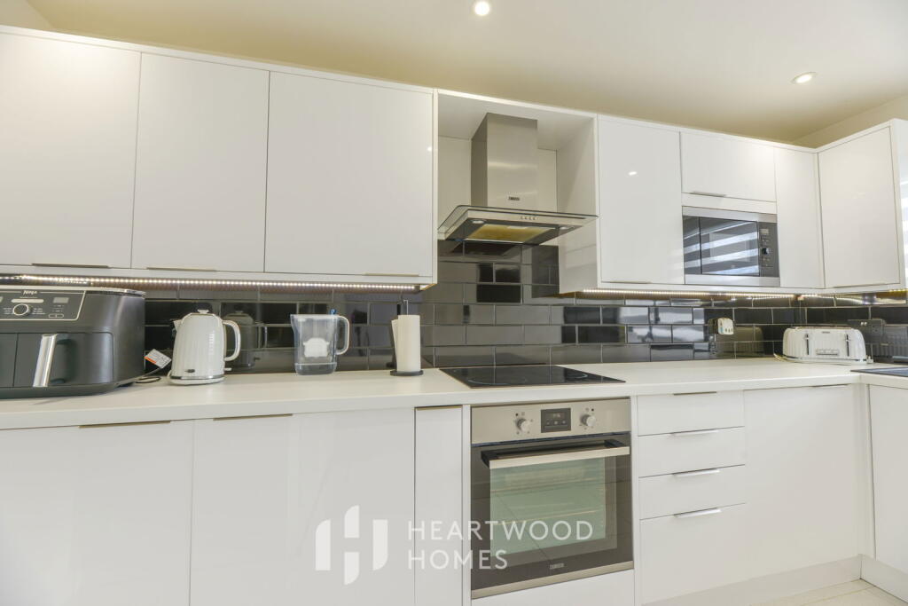 Additional image 24 of New House Park, St. Albans, AL1 1UH