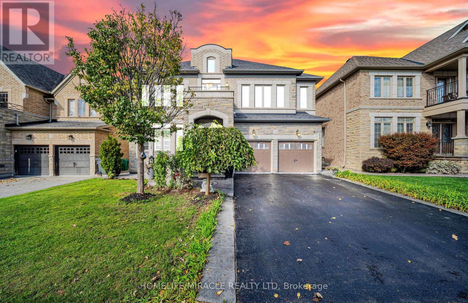 Property image for 24 HAYWOOD DRIVE|Brampton (Credit Valley), Ontario L6X0W1