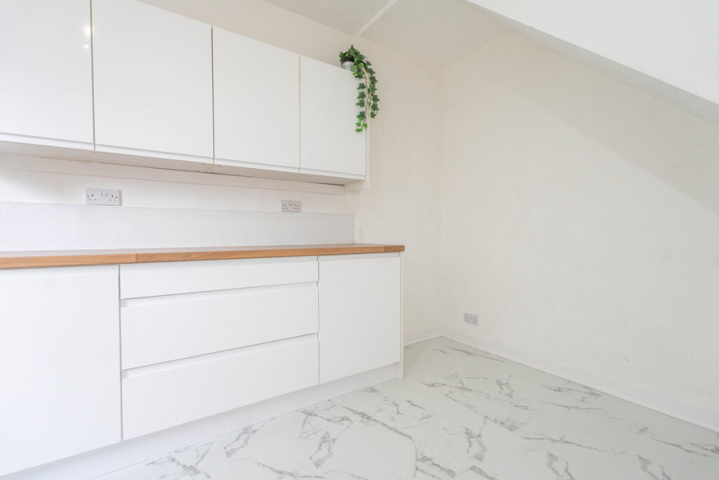 Additional image 14 of Donview Road, Aberdeen, AB24