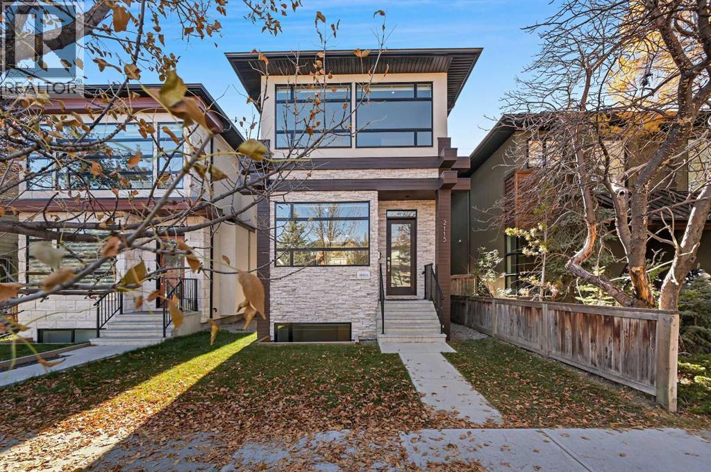 2115 Bowness Road NW|Calgary, Alberta T2N3L2