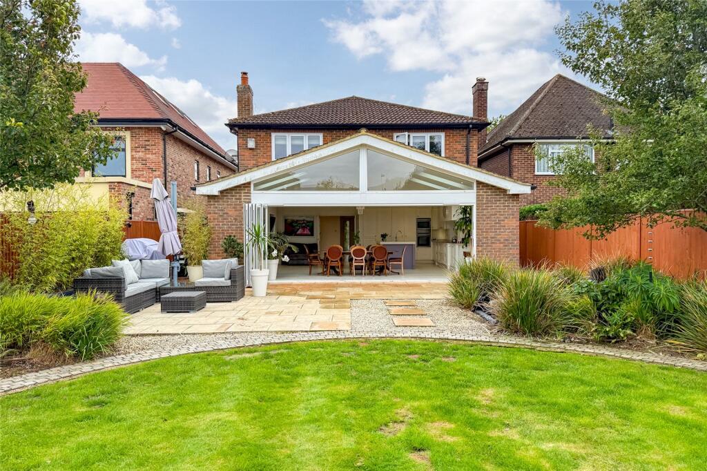 Additional image 31 of Park Street Lane, Park Street, St. Albans, Hertfordshire, AL2