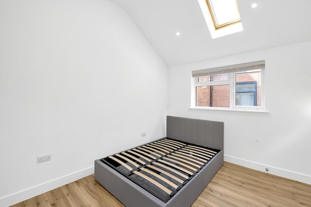 Additional image 2 of London Road St Albans AL1