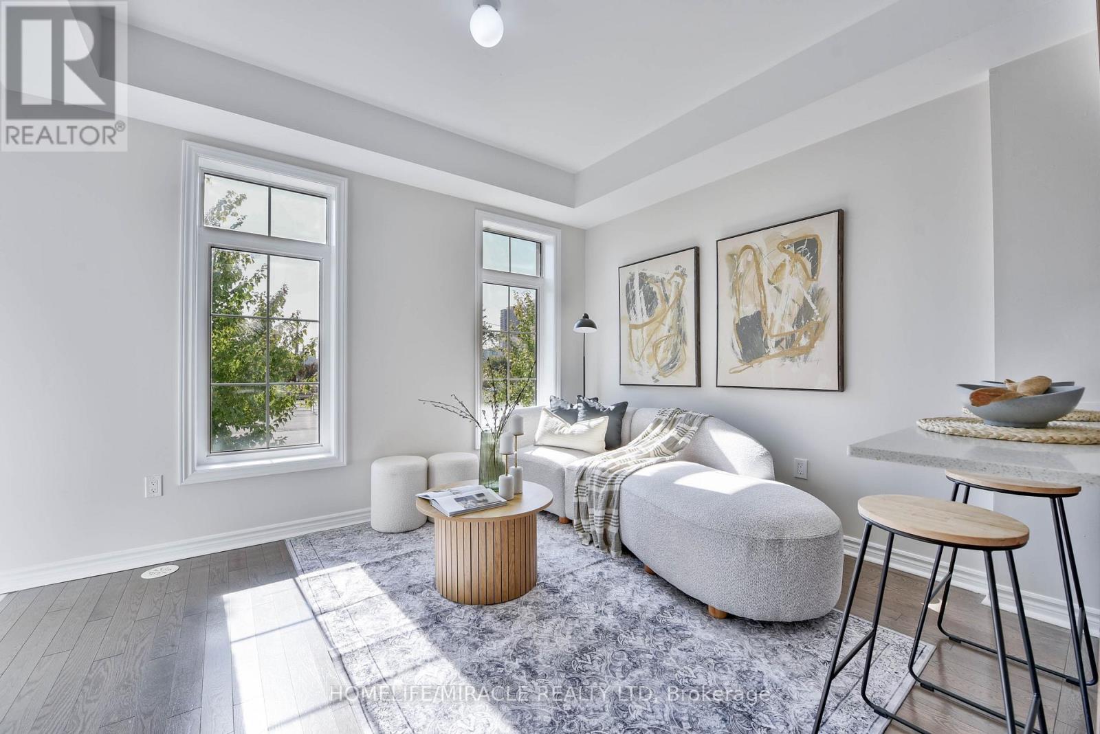 Primary image of 28 - 89 ARMDALE ROAD|Mississauga (Hurontario), Ontario L4Z0C1
