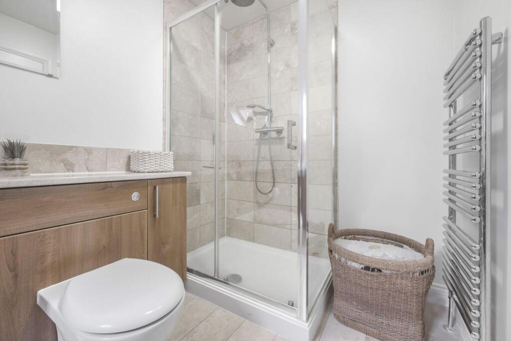 Additional image 16 of Enid Close, St. Albans, AL2