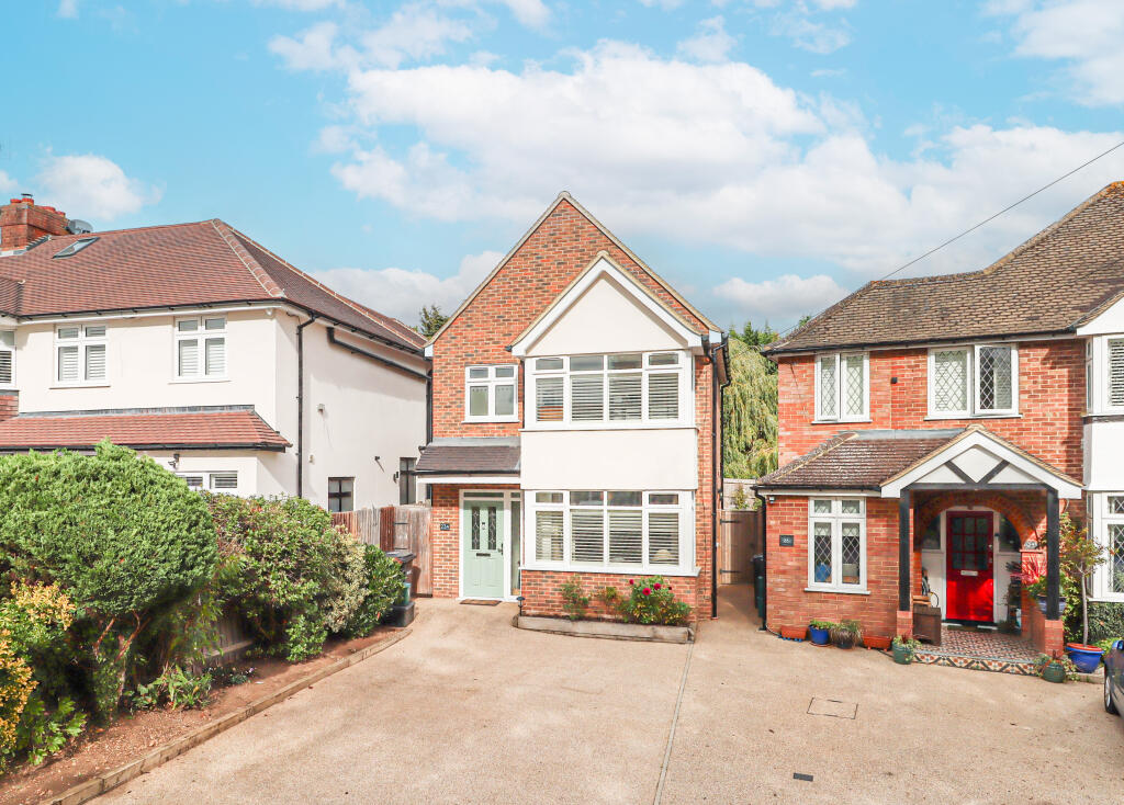 Laburnum Grove, Chiswell Green, St Albans, AL2