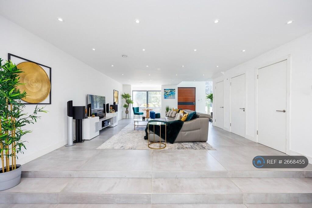 Additional image 6 of Charmouth Road, St. Albans, AL1