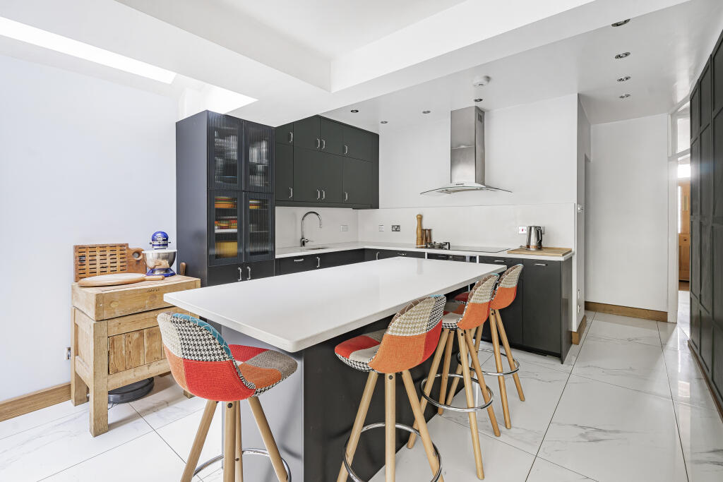 Additional image 6 of Ramsbury Road, St Albans, Hertfordshire, AL1