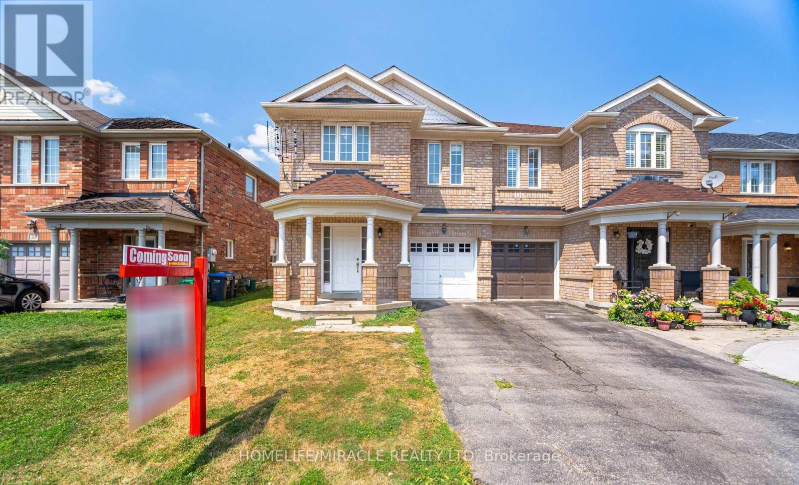Property image for 31 HOLLINGSWORTH CIRCLE|Brampton (Fletcher's Meadow), Ontario L7A0J7