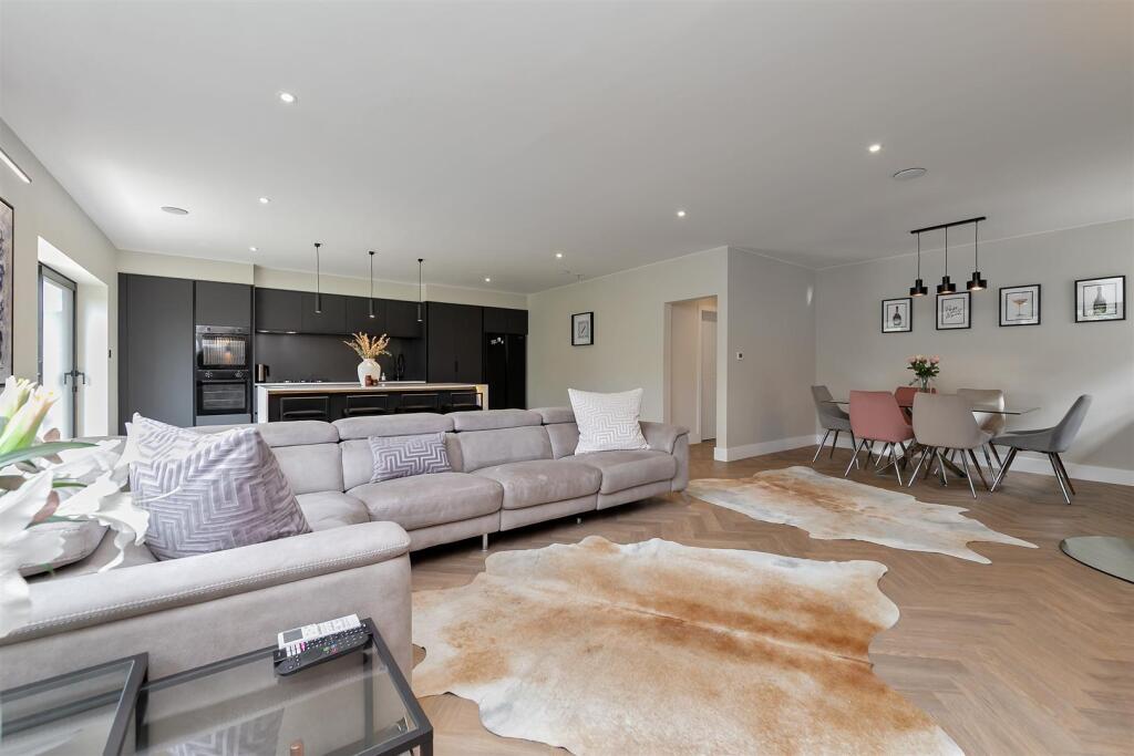 Additional image 6 of The Meads, Bricket Wood, St. Albans