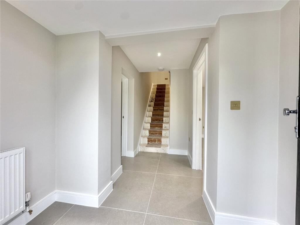 Additional image 11 of Wych Elms, Park Street, St. Albans, Hertfordshire, AL2