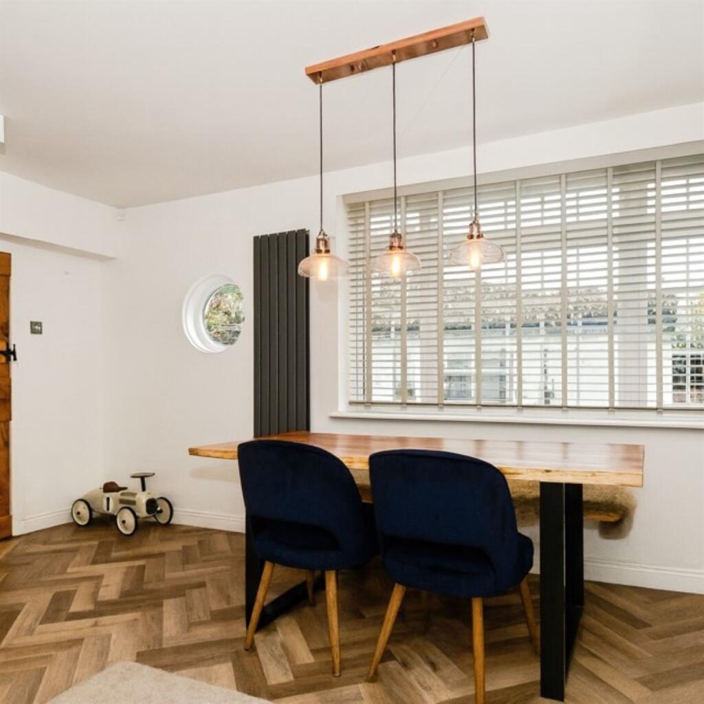 Additional image 6 of Fairway Close, Park Street, St. Albans