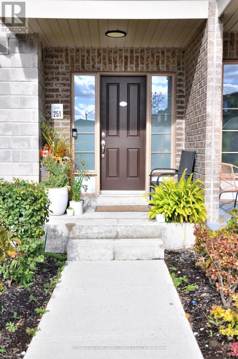 Primary image of 251 - 60 PARROTTA DRIVE|Toronto (Humberlea-Pelmo Park), Ontario M9M0E5