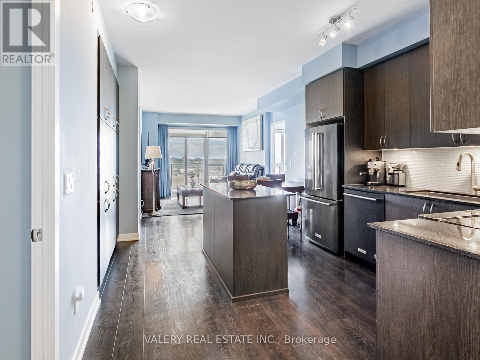 Property image for 1002 - 4655 GLEN ERIN DRIVE|Mississauga (Central Erin Mills), Ontario L5M0Z1
