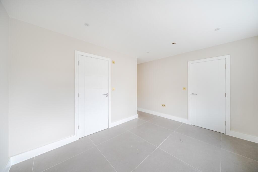 Additional image 7 of Wych Elms St. Albans AL2