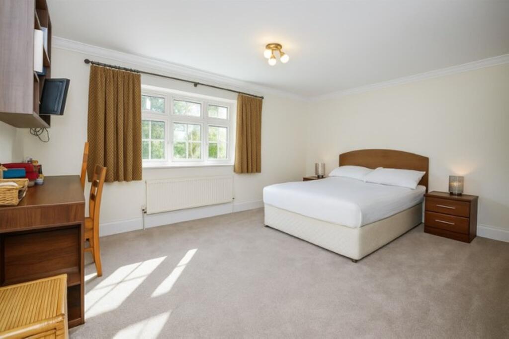 Additional image 10 of Charmouth Road, St. Albans