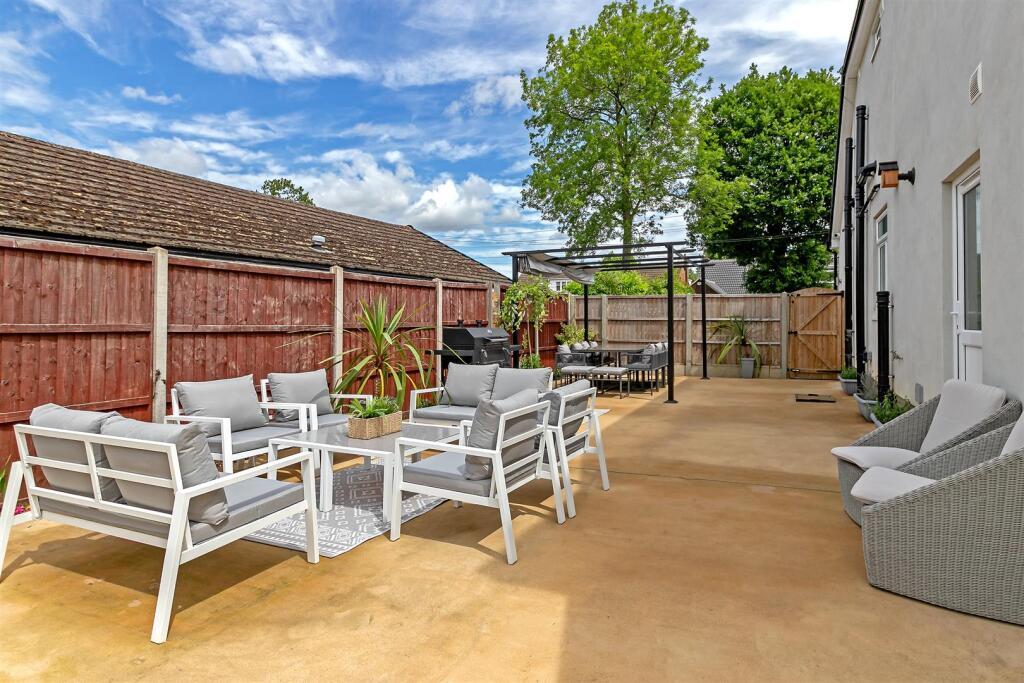 Additional image 24 of The Meads, Bricket Wood, St. Albans